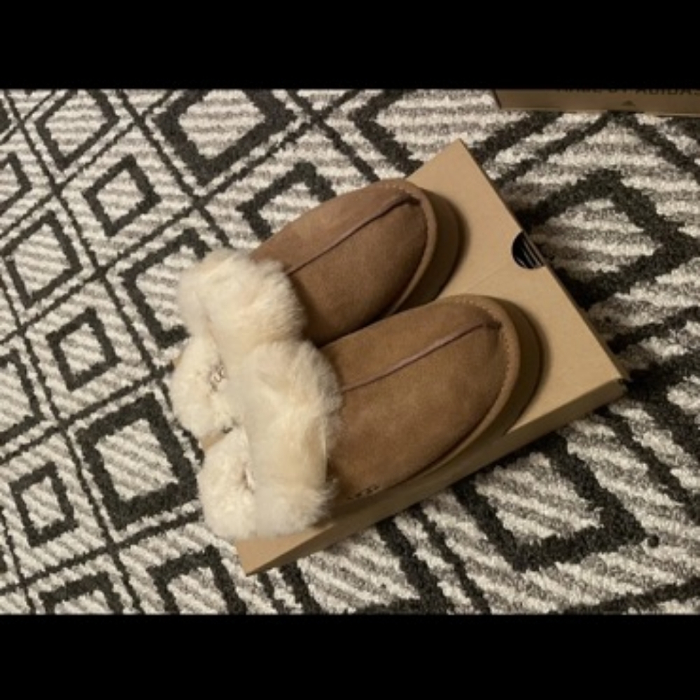 UGG slides